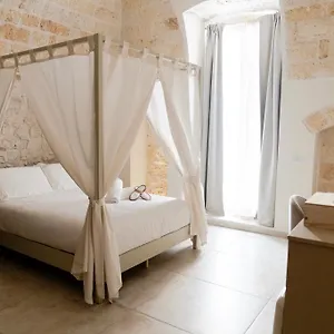 aurluna-luxury-suites.barihotels.org/
